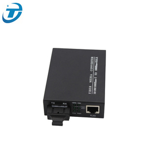 2 4 Cổng <span class=keywords><strong>10</strong></span> 100 1000 SC <span class=keywords><strong>Ethernet</strong></span> Dual Fiber Optic <span class=keywords><strong>Media</strong></span> Converter Giá, <span class=keywords><strong>100M</strong></span> 1000M Fiber Optic Để RJ45 <span class=keywords><strong>Media</strong></span> <span class=keywords><strong>Converters</strong></span> - Product Image 2