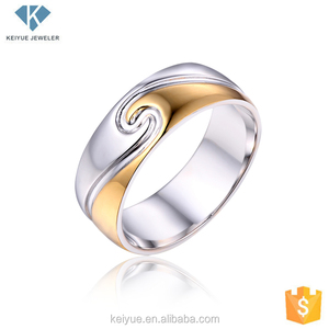Мужское двухцветное кольцо с золотым покрытием - Product Image 2