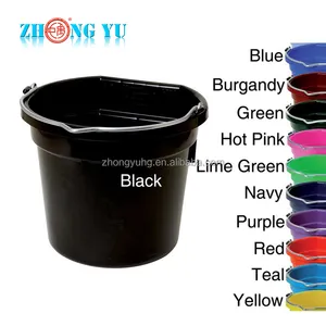 High Quality Horse Equipment Stable Flat Back Horse Feeder Trough Plastic Water Feed Bucket For Horse Deer Cattle