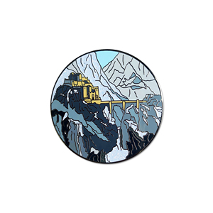 Chine fabricant <span class=keywords><strong>neige</strong></span> <span class=keywords><strong>montagne</strong></span> <span class=keywords><strong>paysage</strong></span> épinglette <span class=keywords><strong>en</strong></span> émail dur broche émail personnalisé <span class=keywords><strong>de</strong></span> conception libre - Product Image 1