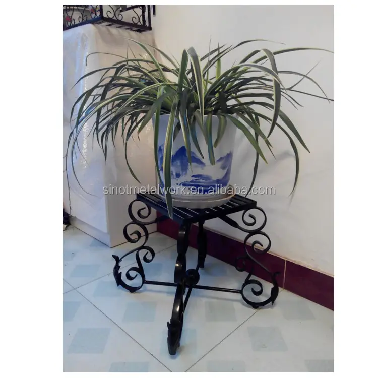 Decoratieve vierkante metal plant stand smeedijzeren patio plant houders tall iron plant stands