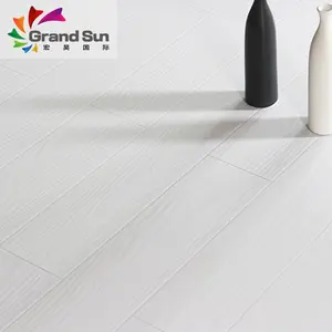 Canada Sồi Trắng Laminate Thiết Kế Sàn Gỗ Bán Buôn