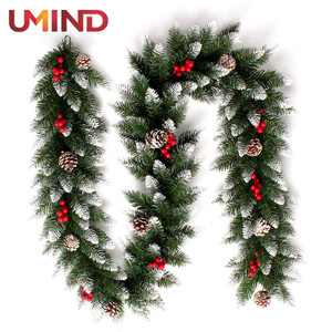 Hot Sale fashion Christmas ornament Christmas decoration garland berries and pine cones - Product Image 1