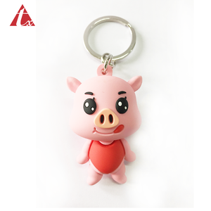 dibujos animados de plástico de juguete de silicona suave de pvc 3D cerdo jersey llavero morir corte de goma muñeca llavero - Product Image 6