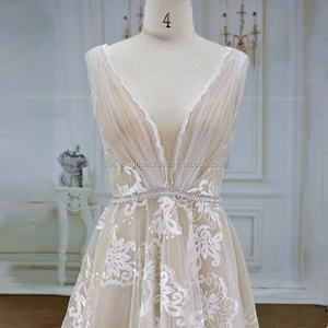 Ao longo do laço com bela amadeirinha aberta costas cor champanhe sob vestidos de casamento mais novos desenhos - Product Image 2