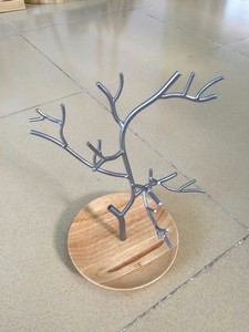 ชั้นวางโชว์เครื่องประดับรูปทรงลวดโลหะใหม่ - Product Image 2