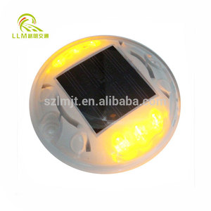 Seguridad <span class=keywords><strong>vial</strong></span> LED verde y rojo 2 en 1 solar LED parpadeante <span class=keywords><strong>ojo</strong></span> <span class=keywords><strong>de</strong></span> <span class=keywords><strong>gato</strong></span> - Product Image 4