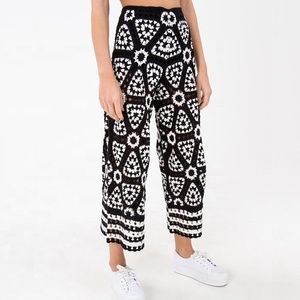 Pantaloni da <span class=keywords><strong>spiaggia</strong></span> lunghi da donna in cotone lavorati all'uncinetto fatti a mano - Product Image 5