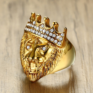 Bague de luxe Hip Hop pour homme, motif tête de lion, ornée de strass en cristal, couronne en or 18 carats - Product Image 2
