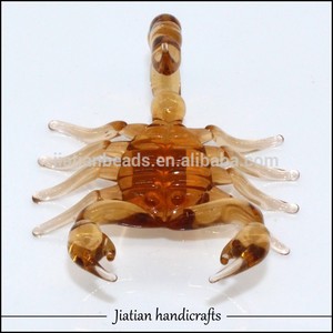 Mesa de exhibición de artesanías de decoración del hogar artes hechos <span class=keywords><strong>a</strong></span> mano de lampwork brown scorpion figuras cristal - Product Image 1