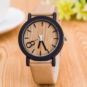 >>> <span class=keywords><strong>Vintage</strong></span> Quarzo Casuale <span class=keywords><strong>Cinturino</strong></span> In <span class=keywords><strong>Pelle</strong></span> Quadrante <span class=keywords><strong>Orologio</strong></span> Da Polso Delle Donne Degli Uomini di Bambù Grano di Legno Orologi - Product Image 5