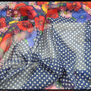 Venta al por mayor de China 100% seda pura punteada Floral tela de gasa Lisa Material tejido ecológico para niñas/niños vestido y prendas - Product Image 3