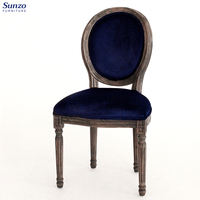 Chaise de salle à manger en bois antique de style Louis français