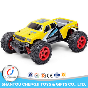 Las Carreras de alta Velocidad al por mayor Escala Completa 1/24 juguete potente <span class=keywords><strong>traxxas</strong></span> bigfoot <span class=keywords><strong>rc</strong></span> coche - Product Image 1