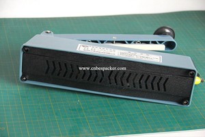 PFS-400 Corps En Plastique Manuel Impulsion Chaleur Sac En Plastique Scellant Machine - Product Image 5