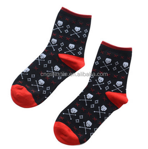 Haining GS crâne personnalisé et flèches conception orange bout et talon <span class=keywords><strong>blanc</strong></span> courtes en <span class=keywords><strong>coton</strong></span> chaussettes femmes - Product Image 5