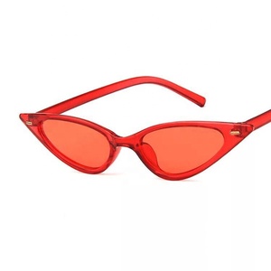 Nouveau style <span class=keywords><strong>pas</strong></span> <span class=keywords><strong>cher</strong></span> Sexy femmes Vintage <span class=keywords><strong>lunettes</strong></span> <span class=keywords><strong>de</strong></span> <span class=keywords><strong>soleil</strong></span> 2024 couleurs cadre <span class=keywords><strong>lunettes</strong></span> <span class=keywords><strong>de</strong></span> <span class=keywords><strong>soleil</strong></span> - Product Image 5
