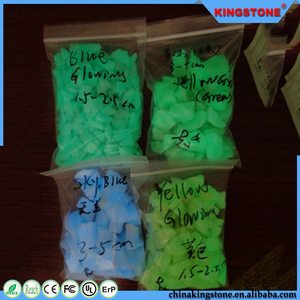Puces <span class=keywords><strong>de</strong></span> <span class=keywords><strong>verre</strong></span> qui brillent dans le noir - Product Image 4