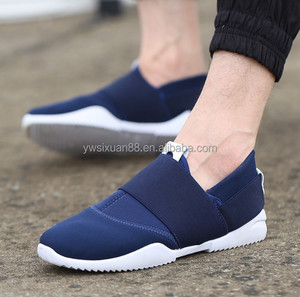 <span class=keywords><strong>Scarpe</strong></span> Casual uomo sport <span class=keywords><strong>scarpe</strong></span> <span class=keywords><strong>da</strong></span> corsa semplici <span class=keywords><strong>scarpe</strong></span> <span class=keywords><strong>da</strong></span> <span class=keywords><strong>basket</strong></span> uomo nero - Product Image 2