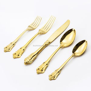 Bộ Dao Kéo Thép Không Gỉ Màu Vàng Chất Lượng Cao 18/8 - Product Image 3
