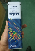 En bois ramasser des Bâtons jeu dans une boîte en fer blanc pour enfants jouets