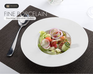 Veihosen — plaque de pâtes en porcelaine blanche, ensemble deux huit - Product Image 4