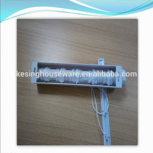 Folding wall mounted extensible clothesline - Product Image 2