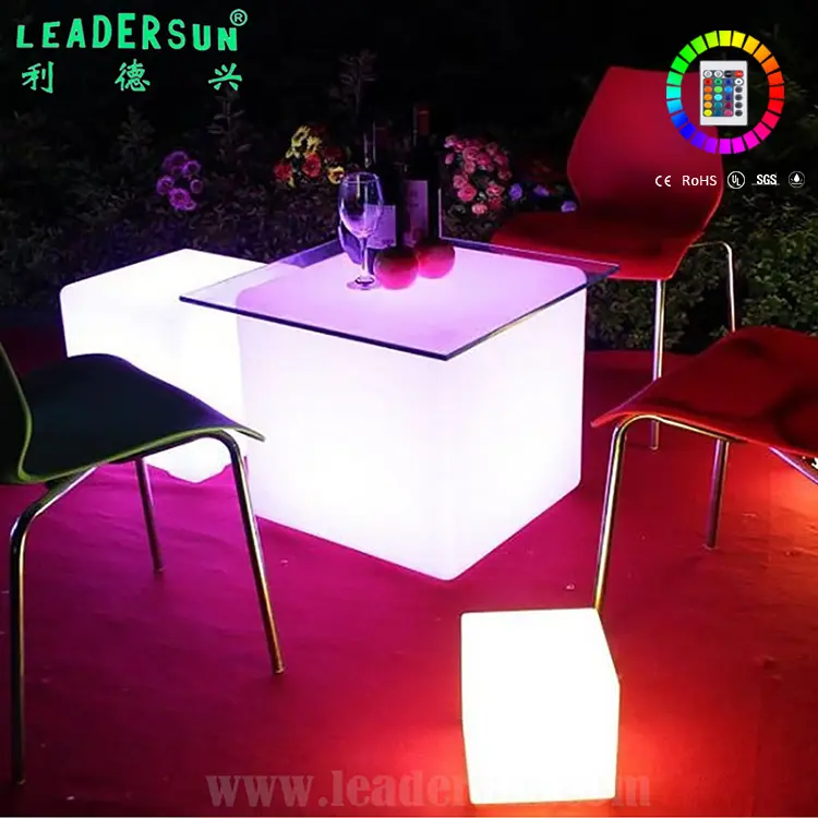 조명 16 색 글로우 충전식 Led 이벤트 파티 바 가구 플라스틱 led 큐브 rgb 50x50x50 Led 큐브 의자