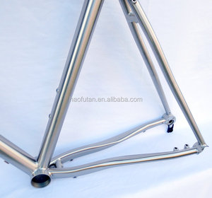 <span class=keywords><strong>Cadre</strong></span> de vélo de <span class=keywords><strong>route</strong></span> en titane de haute qualité, nouveau modèle, ISP 700C, avec tube de direction externe et passage de câbles externe - Product Image 4