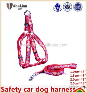venta al por mayor <span class=keywords><strong>de</strong></span> suministros <span class=keywords><strong>para</strong></span> mascotas <span class=keywords><strong>de</strong></span> fácil uso del coche <span class=keywords><strong>de</strong></span> <span class=keywords><strong>seguridad</strong></span> arnés del perro - Product Image 1