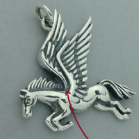 Collier pendentif en argent sterling 925 avec incrustation de marcassite, motif cheval ailé, vente en gros