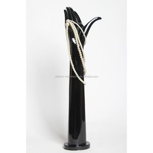 Maniquí <span class=keywords><strong>de</strong></span> <span class=keywords><strong>mano</strong></span> <span class=keywords><strong>de</strong></span> plástico negro, venta al por mayor, manos <span class=keywords><strong>de</strong></span> maniquí, exhibición barata, maniquí <span class=keywords><strong>de</strong></span> joyería, <span class=keywords><strong>mano</strong></span> SHB4 - Product Image 4