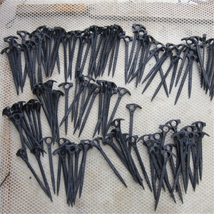 Attrezzo Multifunzione 4 in 1 per Ponteggi: Martello a Cricchetto 19/22mm, Martello Artiglio Forgiato, Estrattore di Chiodi con Leva - Product Image 3