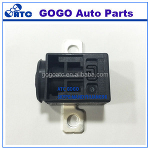 Haute qualité surcharge <span class=keywords><strong>Batterie</strong></span> <span class=keywords><strong>batterie</strong></span> fusible boîte 4G0915519 4G0 915 519 pour <span class=keywords><strong>AUDI</strong></span> A4/A5/<span class=keywords><strong>A6</strong></span>/q5/Q7 - Product Image 3