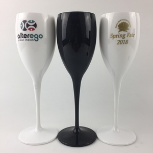 <span class=keywords><strong>Flauta</strong></span> <span class=keywords><strong>de</strong></span> champán <span class=keywords><strong>de</strong></span> plástico para fiesta <span class=keywords><strong>de</strong></span> año nuevo - Product Image 3
