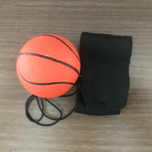 Giocattoli di palla di gomma a rimbalzo alta da 63mm Super divertenti per bambini con stringhe sportive promozionali in stile rimbalzare su misura - Product Image 3