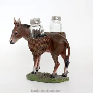 Polyresin donkey beeldje type grappige decoratieve zout peper shaker