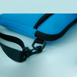 Неопреновый женский чехол с ручкой для ноутбука - Product Image 5