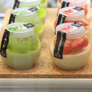 200ml Round Ball Pudding Glass Jar, Candy Beverage Glass <strong>Gottle</strong>, Pudding Jar with PE Lid - Product Image 2