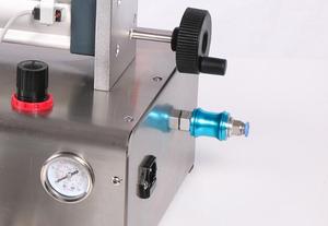 Máquina Llenadora de Líquidos Semiautomática de un Solo Cabezal Bropac DYF para Miel, Vinagre, Agua y Jugo de Frutas - Product Image 4