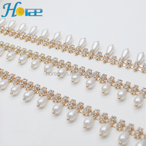 Moda Bling cristal rhinestone <span class=keywords><strong>cadena</strong></span> con blanco perla rhinestone Copa <span class=keywords><strong>CADENA</strong></span> DE <span class=keywords><strong>LA</strong></span> PERLA para <span class=keywords><strong>la</strong></span> ropa hba008 - Product Image 2