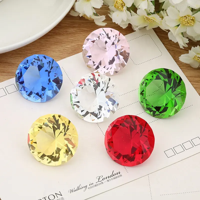Großhandel Klar K9 Kristall Glas Diamant Briefbeschwerer für Hochzeit Rückkehr souvenir Geschenke