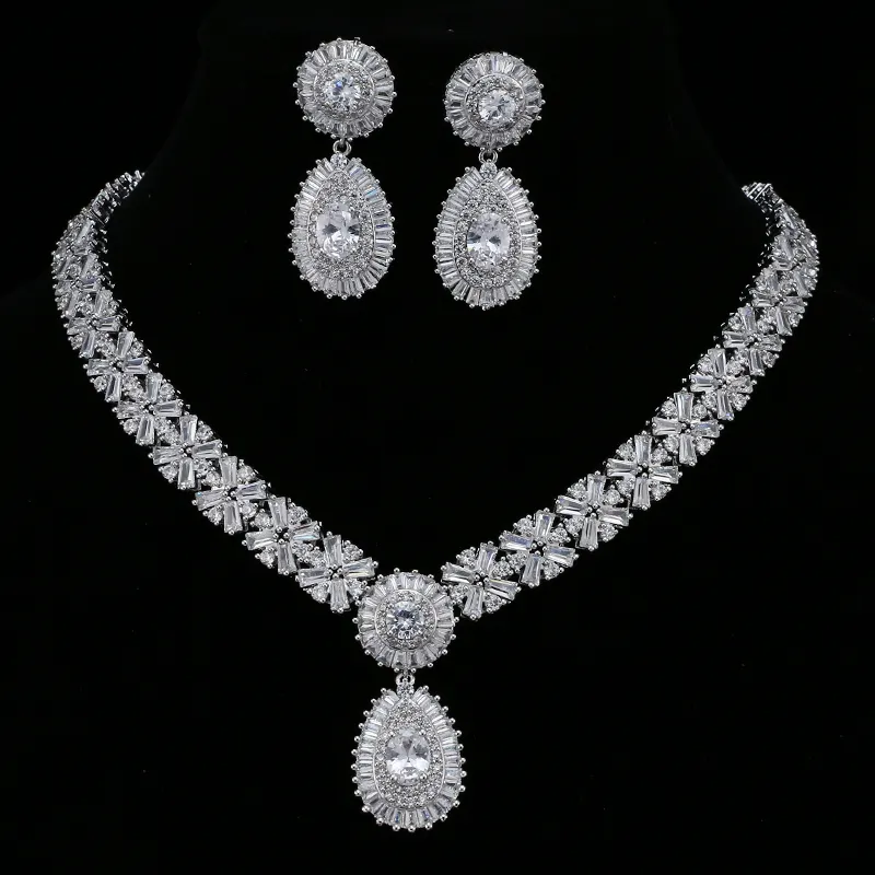 Wholesale New Luxury 2017 Nigerian Wedding Accessories African CZ Beads Jewelry Sets Crystal Bridal Necklace For Brides