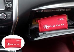 Kit Pertolongan Pertama Esensial Kecil dan Mini, untuk Tas Tangan Mobil Desain Ramping Sangat Ringan Merah - Product Image 4