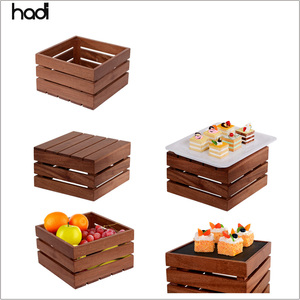 Material de catering Arabia Saudita soporte y elevadores de alimentos combinados de madera, estantes de exhibición de buffet de postres modernos para la venta - Product Image 4