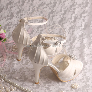 <span class=keywords><strong>Scarpe</strong></span> da Sposa Super Eleganti <span class=keywords><strong>Bianche</strong></span> <span class=keywords><strong>con</strong></span> Tacco Alto e Plateau - Product Image 5