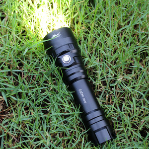 Venta caliente <span class=keywords><strong>Sofirn</strong></span> 1000lm Antorcha de buceo profesional XPL NW Linterna LED táctica <span class=keywords><strong>18650</strong></span> - Product Image 5