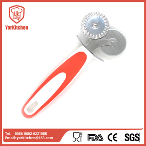 Nuevo diseño ecológico ronda de acero inoxidable de doble rueda cortador de <span class=keywords><strong>pizza</strong></span> - Product Image 4