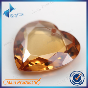 Gran tamaño 19 * 19 mm corazón agujero adecuado para collar champane zircon gemas sueltas - Product Image 2
