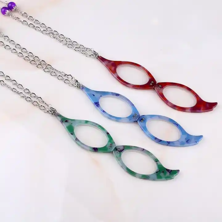 Vintage Glasses Chain Holder Non-Slip Beaded Eyeglass Chain Necklace  Reading Glasses Sunglass Lanyard Retainer for Women New - Walmart.com